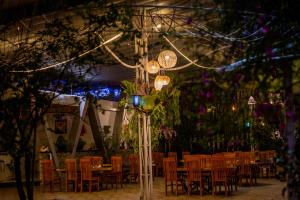 Restaurace v ubytování Nhat Quang Hotel