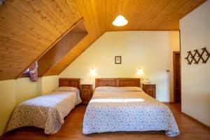 Postel nebo postele na pokoji v ubytování Hotel Salegg + 37 fotografií