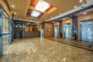 Vstupní hala nebo recepce v ubytování Pearl Swiss Hotel
