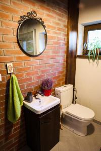 A bathroom at Chata u Gregora v Slovenskom raji