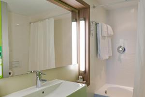 Kúpeľňa v ubytovaní Travelodge Málaga Airport