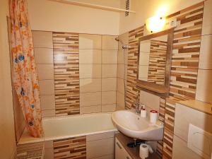 Ванна кімната в Apartment Prater by Interhome