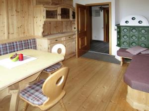 Posezení v ubytování Apartment Häuser-1 by Interhome