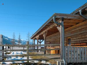 Fotografia z galérie ubytovania Chalet Steiners Blockhütte by Interhome v destinácii Stein an der Enns