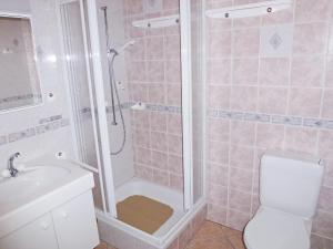 Koupelna v ubytování Holiday Home Rustico dell'Orino by Interhome