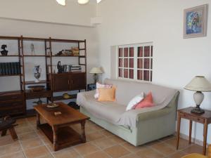 Χώρος καθιστικού στο Apartment Campagne la Source by Interhome