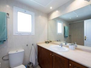 Koupelna v ubytování Holiday Home Villa Unica by Interhome