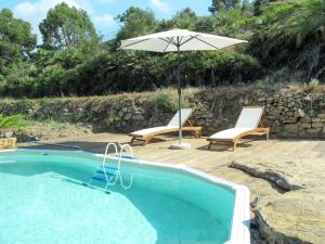 Bazén v ubytovaní Holiday Home Villa Miró by Interhome alebo v jeho blízkosti