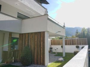 Splošen pogled na gorovje oz. razgled na gore, ki ga ponuja apartma