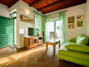 Fotografie z fotogalerie ubytování Holiday Home Bellavista by Interhome v destinaci Makarska