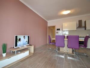 Η κουζίνα ή μικρή κουζίνα στο Apartment Ana-2 by Interhome