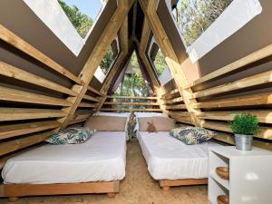 Gallery image of Holiday Home Luxury Tent by Interhome in Baia Domizia