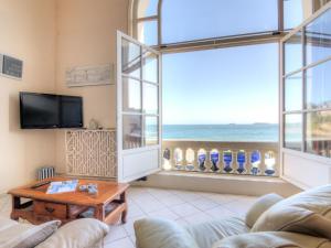 Foto dalla galleria di Apartment La Plage-1 by Interhome a Dinard