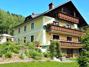 Budynek, w którym mieści się apartament