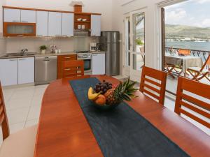 Kuchyň nebo kuchyňský kout v ubytování Holiday Home Villa Anita by Interhome