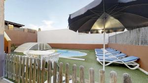 Bazén v ubytovaní Anju Villas Villas Vistas del Mar alebo v jeho blízkosti