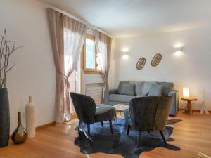Postel nebo postele na pokoji v ubytování Apartment Chesa Palüdin 5 - Celerina by Interhome