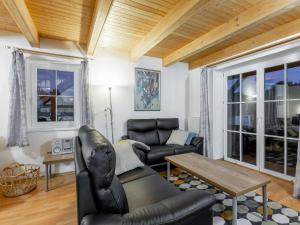 Χώρος καθιστικού στο Holiday Home Holiday Hill 60 by Interhome +56 φωτογραφίες