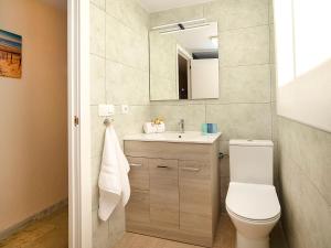 Łazienka w obiekcie Apartment Frentemar 2 by Interhome