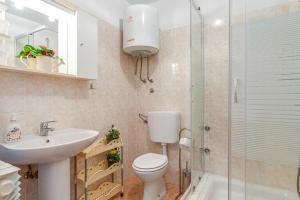 Fotografie z fotogalerie ubytování Apartments Grgeta Funtana v destinaci Funtana