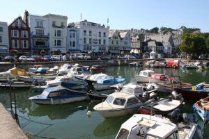 Gallery image of 2 Dartview - Close to the Water, River Views, Ground Floor Access in Dartmouth