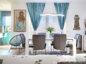 Posedenie v ubytovaní Holiday Home Villa Amaii by Interhome