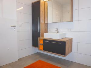Koupelna v ubytování Apartment Apart Annabell by Interhome