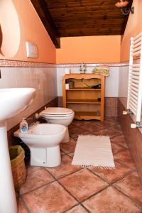 Phòng tắm tại Agriturismo L'Olivara