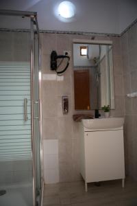 Ένα μπάνιο στο Casa Pano Beach House +13 φωτογραφίες