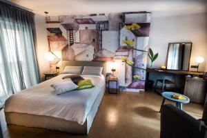 Postel nebo postele na pokoji v ubytování "Locanda Susuiusu" keyless entry