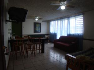 Posezení v ubytování Hotel La Guaria Inn & Suites