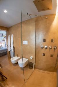 Koupelna v ubytování "Locanda Susuiusu" keyless entry + 37 fotografií