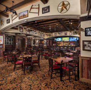 Ein Restaurant oder anderes Speiselokal in der Unterkunft Golden Nugget Hotel & Casino Las Vegas 