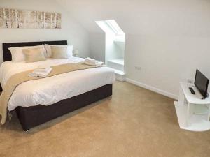 Katil atau katil-katil dalam bilik di Casterbridge