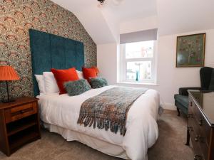 Postel nebo postele na pokoji v ubytování Abbeylands House