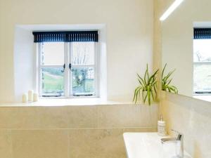 A bathroom at The Hayloft