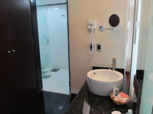 Ein Badezimmer in der Unterkunft Hotel Scala Magna