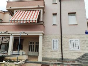 Fotografie z fotogalerie ubytování Apartment Svrco v destinaci Zaboric