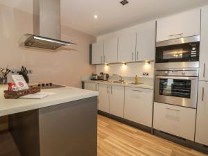 Scarborough Apartments - Two Bed (1), Scarborough