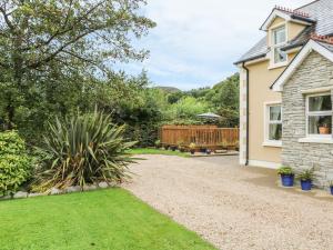 Gallery image of Kate's Cottage in Rathmullan