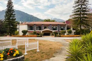 Gallery image of Country Inn Nature Resort Bhimtal in Bhīm Tāl