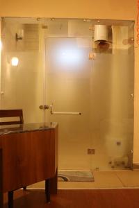 Ein Badezimmer in der Unterkunft Hotel Pushap Palace