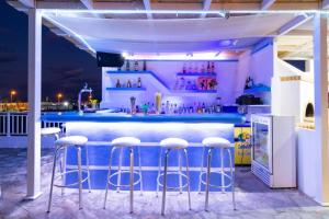 Posedenie v ubytovaní Okirroi Villas Chersonissos