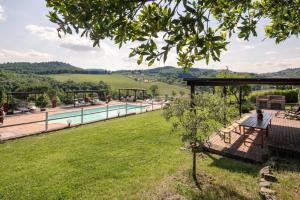 Πισίνα στο ή κοντά στο La Gufaia - holiday house with private pool near Florence