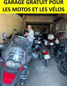 Fotografie z fotogalerie ubytování Hotel D'Albion v destinaci Sault-de-Vaucluse