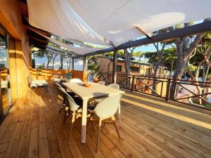 A balcony or terrace at Apartamentos Biopasivos Living Pura Madera
