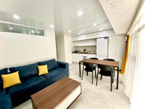 Kuchyň nebo kuchyňský kout v ubytování GSS - A Apartment