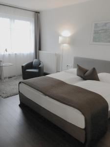 Postel nebo postele na pokoji v ubytování Hotel Schweizer Hof