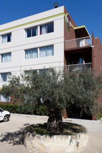 HÔTEL B&B Ville Active, parking sécurisé gratuit