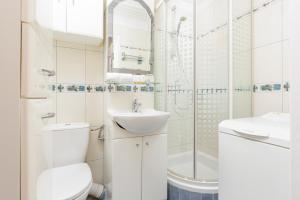 Kúpeľňa v ubytovaní Studio Apartment Mokotów Malawskiego by Noclegi Renters